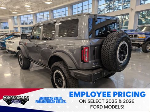 New 2025 Ford Bronco Badlands AWD/4WD image 6