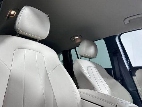 Certified 2022 Mercedes-Benz GLB 250 4MATIC image 20