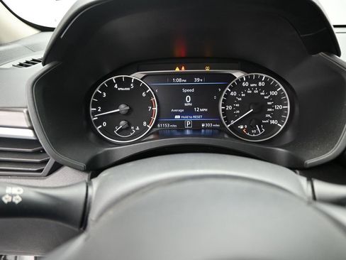 Used 2024 Nissan Altima 2.5 SV image 11