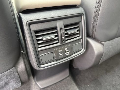 New 2026 Subaru Forester Premium AWD/4WD image 27