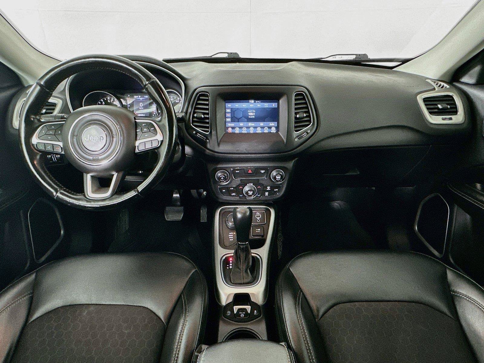 Used 2020 Jeep Compass Latitude w/ Cold Weather Group AWD/4WD image 29