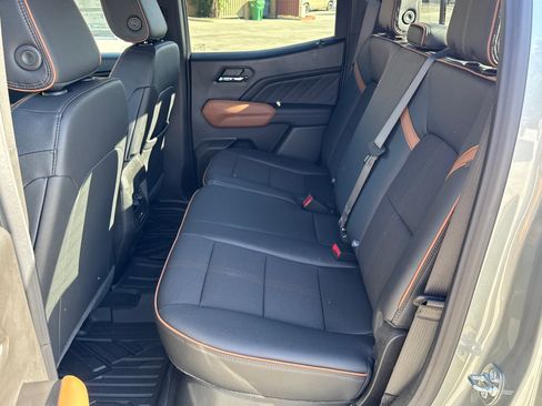 New 2026 GMC Canyon AT4 AWD/4WD image 18
