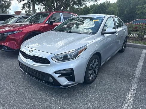 Used 2021 Kia Forte LXS FWD image 2