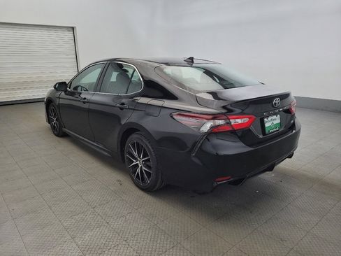 Used 2022 Toyota Camry SE image 5
