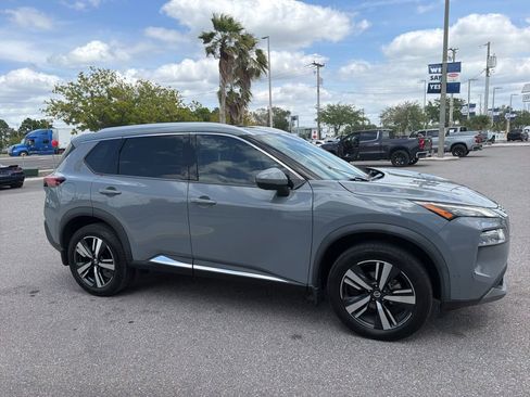 Used 2021 Nissan Rogue SL image 6