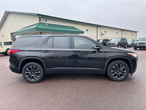 Used 2021 Chevrolet Traverse RS image 36