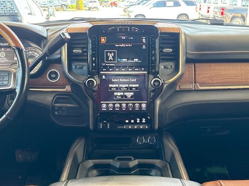 Used 2020 RAM 3500 Limited AWD/4WD image 25