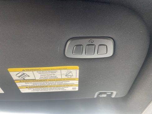 Certified 2021 Ford F150 Platinum w/ FX4 Off-Road Package image 34