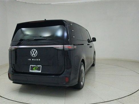 Used 2025 Volkswagen ID. Buzz Pro S image 64