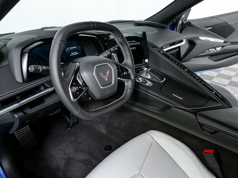 Used 2024 Chevrolet Corvette Stingray Coupe w/ 1LT image 4