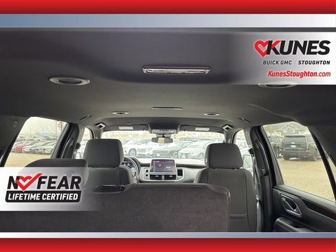 Used 2023 GMC Yukon SLE image 23