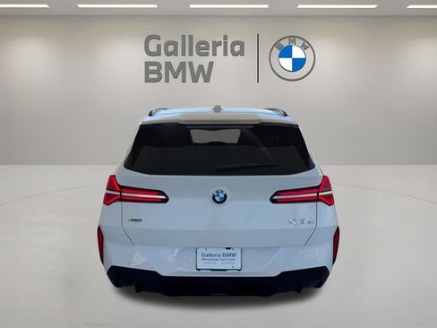 Used 2025 BMW X3 xDrive30i AWD/4WD image 9
