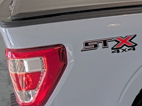 Used 2022 Ford F150 XL w/ STX Appearance Package image 15