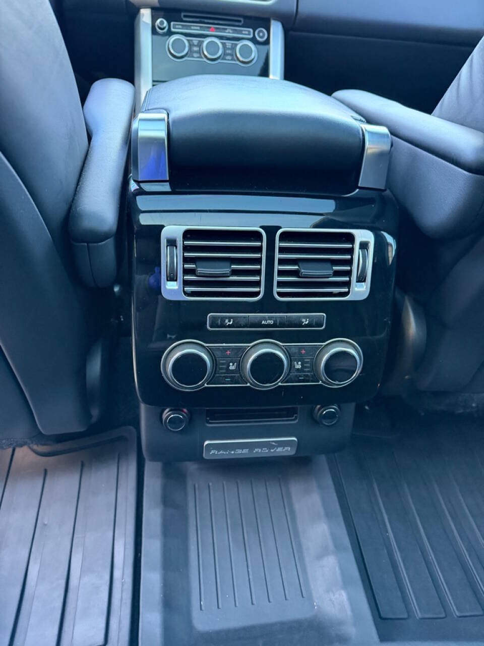 Used 2015 Land Rover Range Rover Supercharged AWD/4WD image 15