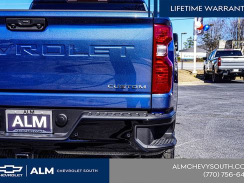 New 2026 Chevrolet Silverado 2500 Custom w/ Custom Value Package AWD/4WD image 16