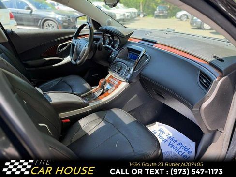 Used 2011 Buick LaCrosse CXS w/ Driver Confidence Package FWD image 16