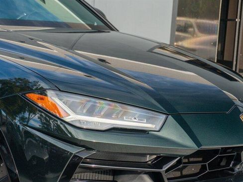 Used 2020 Lamborghini Urus image 29