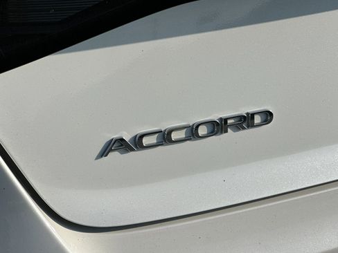Used 2023 Honda Accord EX image 31