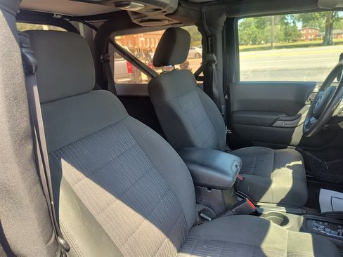 Used 2012 Jeep Wrangler Sport AWD/4WD image 19