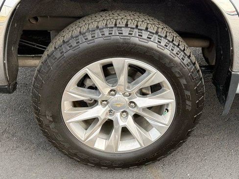 Used 2021 Chevrolet Silverado 1500 LTZ image 18