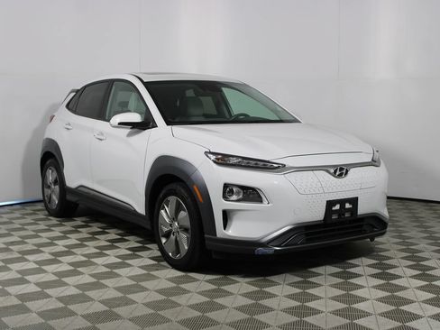Used 2021 Hyundai Kona Limited w/ Cargo Package FWD image 28