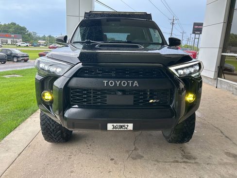Used 2022 Toyota 4Runner TRD Pro AWD/4WD image 3