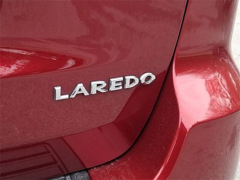 Used 2015 Jeep Grand Cherokee Laredo w/ Quick Order Package 23E image 31