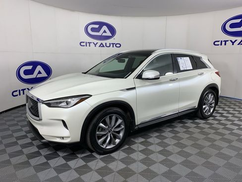 Used 2019 INFINITI QX50 Luxe w/ Navigation Package image 7