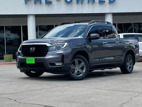 Used 2023 Honda Ridgeline RTL-E image 2