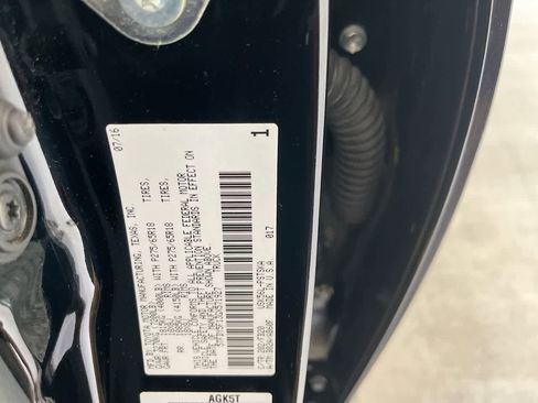 Used 2016 Toyota Tundra SR5 w/ TRD Off Road Package image 26