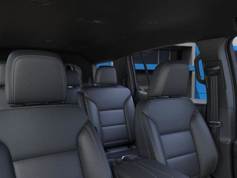 New 2026 Chevrolet Traverse LT w/ Midnight/Sport Edition FWD image 24