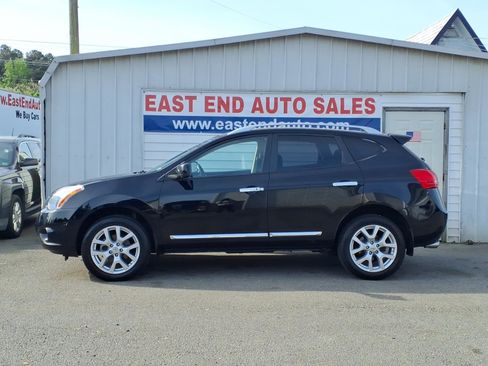 Used 2012 Nissan Rogue SL image 2
