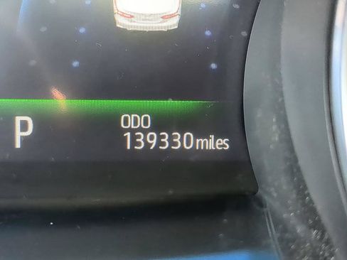 Used 2018 Toyota Camry XSE FWD image 21