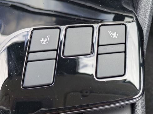 Certified 2024 Kia Sportage EX image 26
