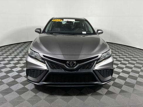 Certified 2022 Toyota Camry SE w/ Convenience Package FWD image 2
