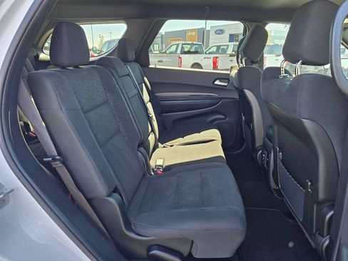 Used 2024 Dodge Durango SXT w/ 3rd Row Seating Group AWD/4WD image 15