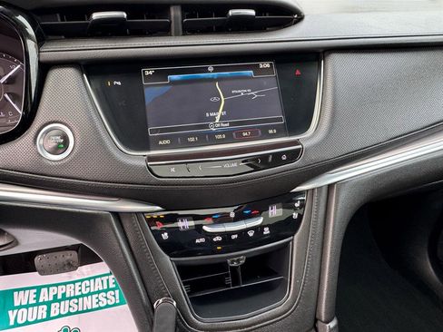 Used 2017 Cadillac XT5 Premium Luxury image 17
