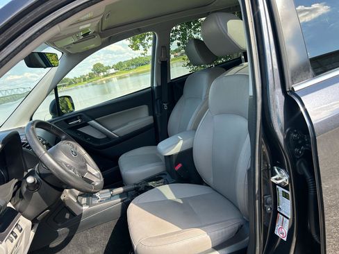 Used 2018 Subaru Forester 2.5i Limited AWD/4WD image 11