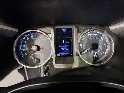 Used 2019 Toyota Tacoma SR5 image 16