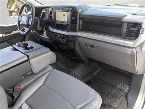 Used 2024 Ford F250 XL RWD image 16