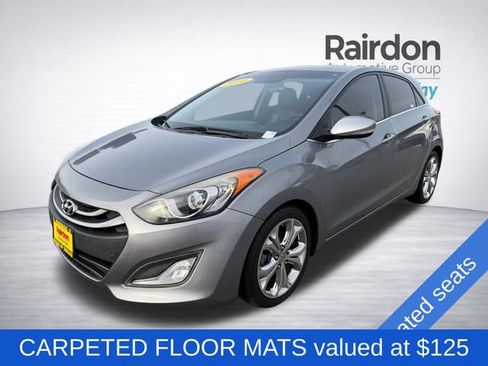 Used 2014 Hyundai Elantra GT w/ Option Group 03 FWD image 3