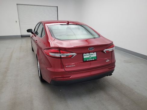 Used 2020 Ford Fusion SE FWD image 6