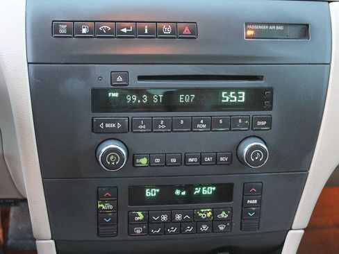 Used 2005 Buick LaCrosse CXL w/ Gold Convenience Package FWD image 39