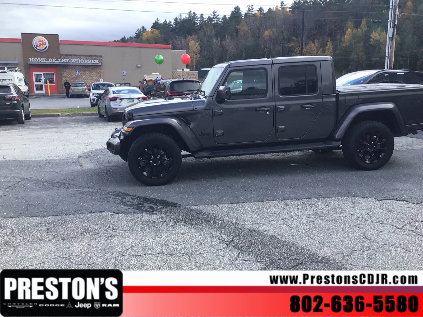 Used 2021 Jeep Gladiator Overland AWD/4WD image 2