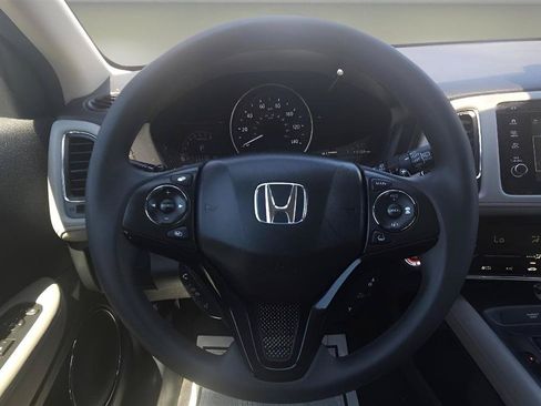 Used 2019 Honda HR-V EX image 13