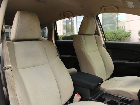 Used 2016 Honda CR-V SE image 30