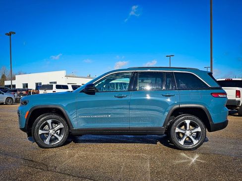 New 2026 Jeep Grand Cherokee Limited AWD/4WD image 6