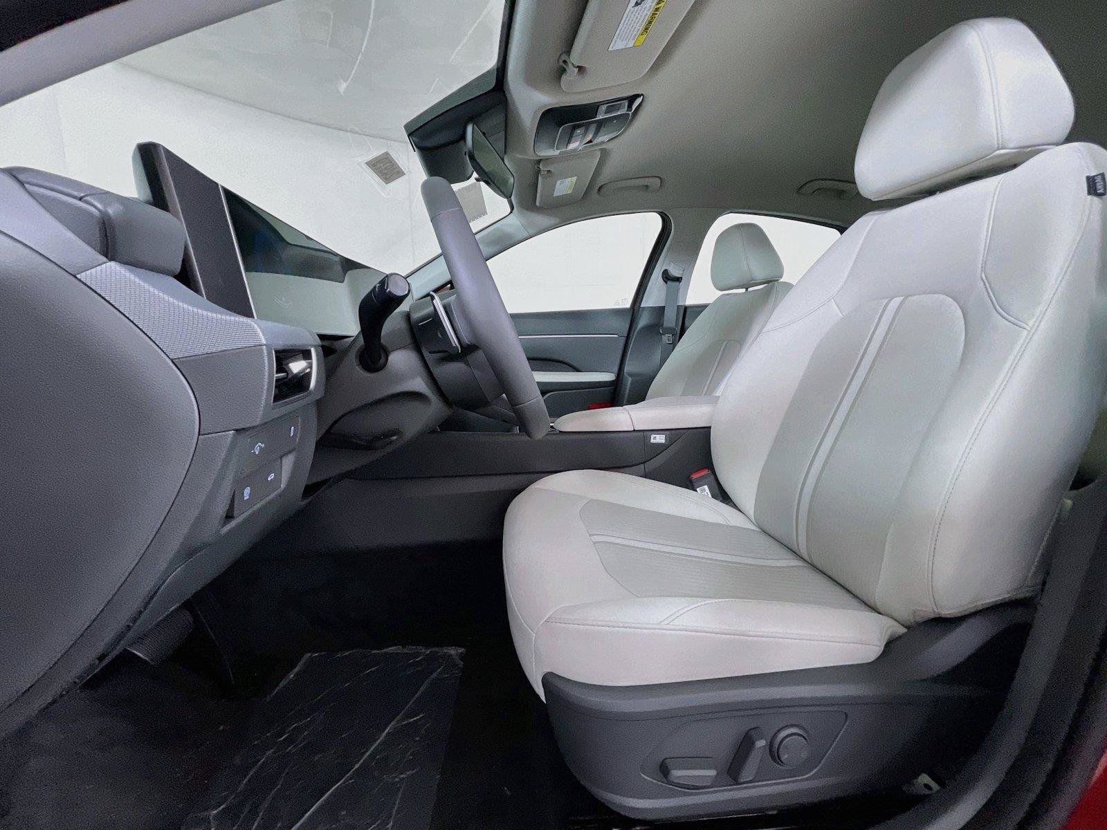 New 2026 Hyundai Sonata SEL FWD image 14