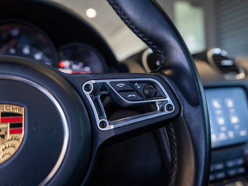 Used 2021 Porsche 718 Boxster Spyder image 19