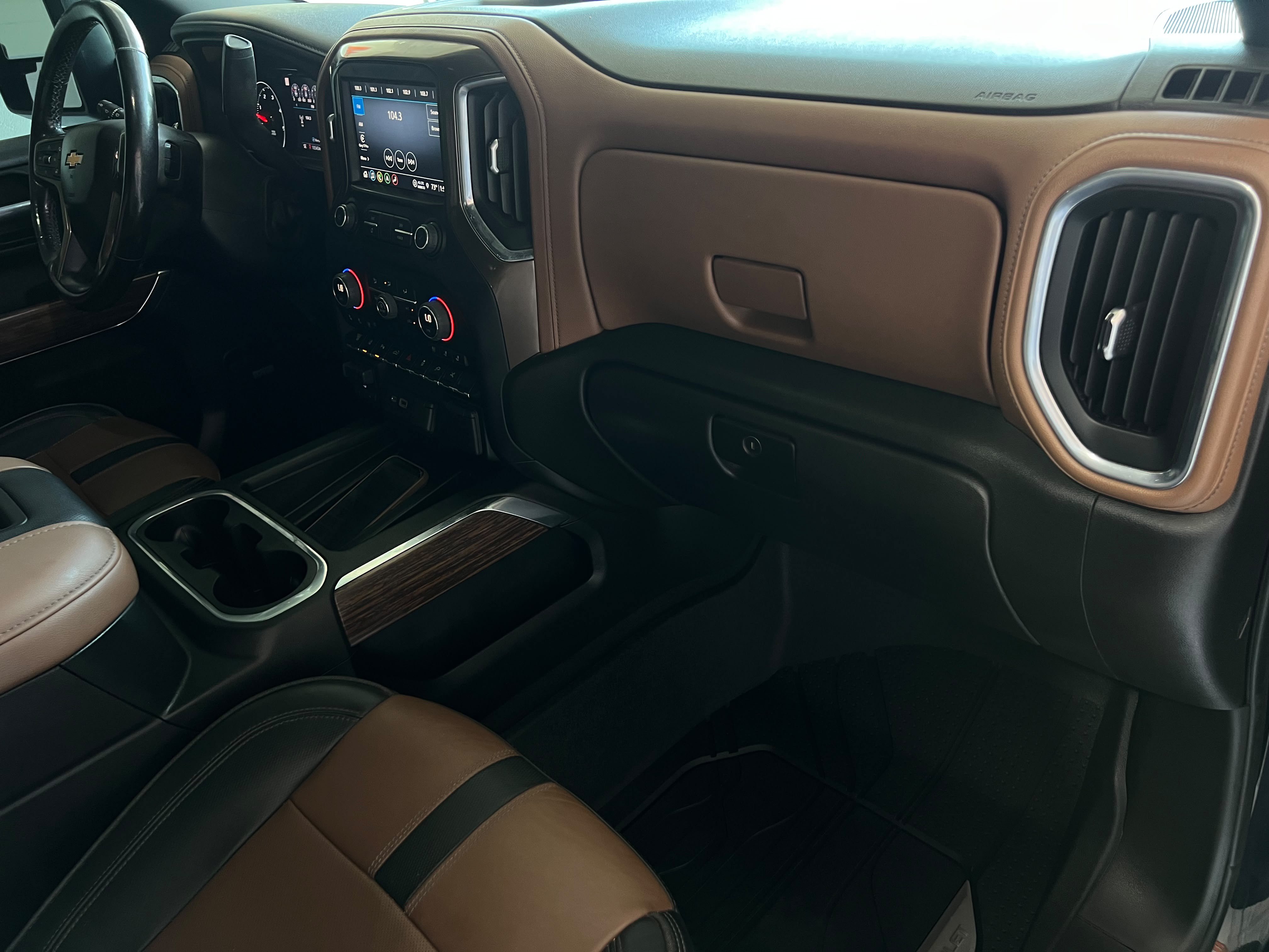 Used 2022 Chevrolet Silverado 3500 High Country w/ Safety Package II AWD/4WD image 18